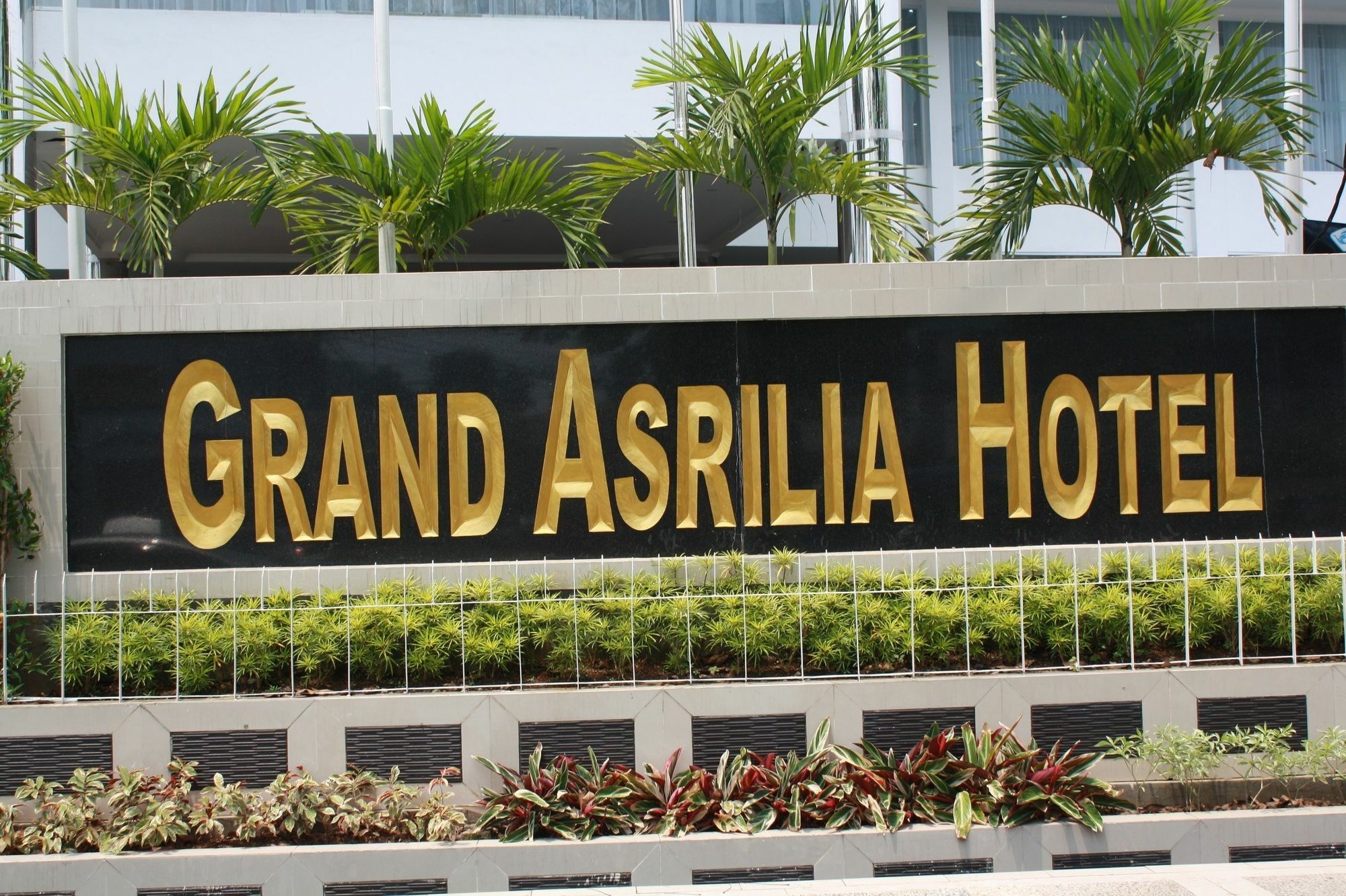 Grand Asrilia Hotel Bandung Eksteriør billede
