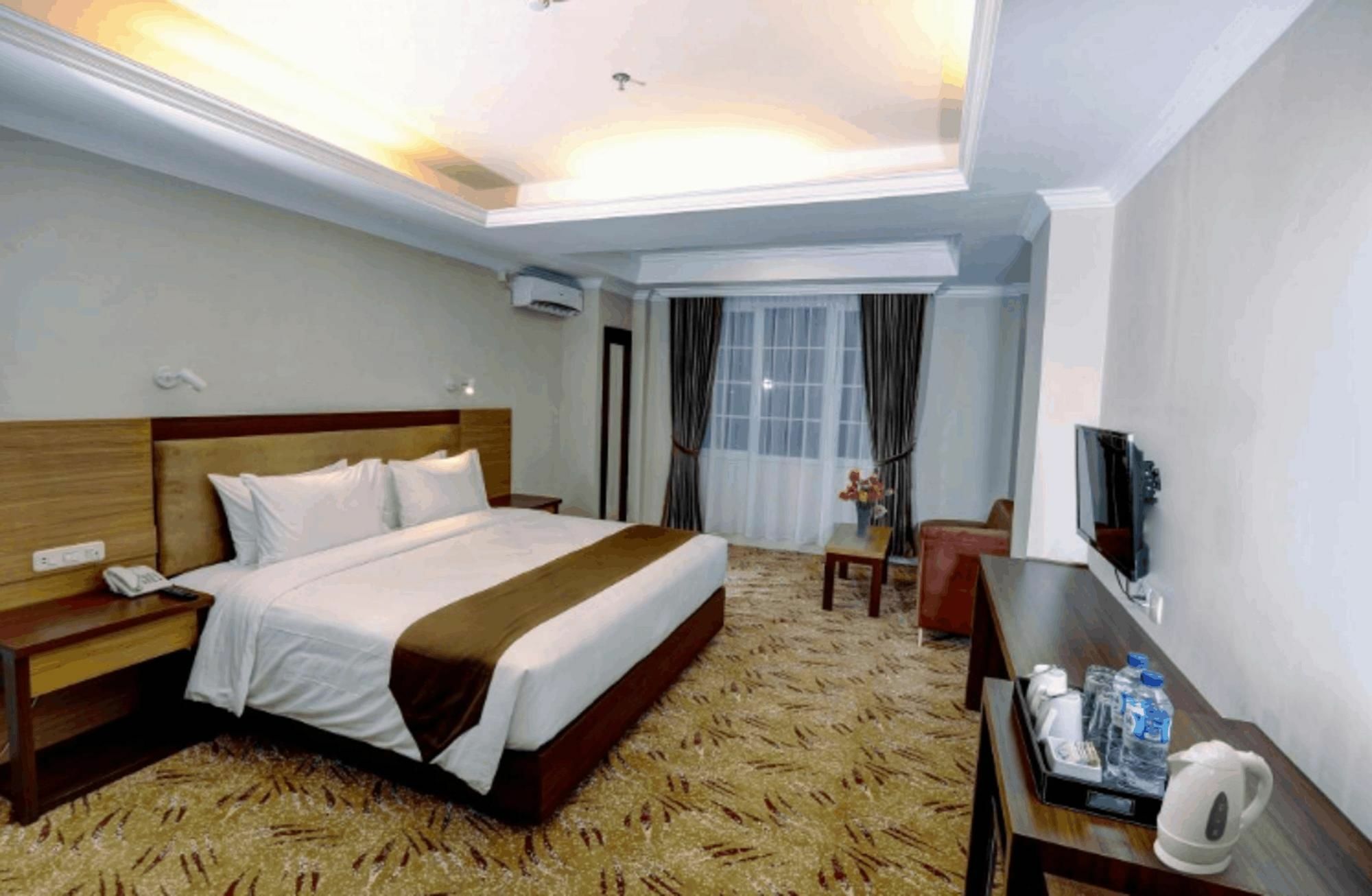 Grand Asrilia Hotel Bandung Eksteriør billede